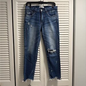 Moussy Distressed Ankle Jeans in Blue